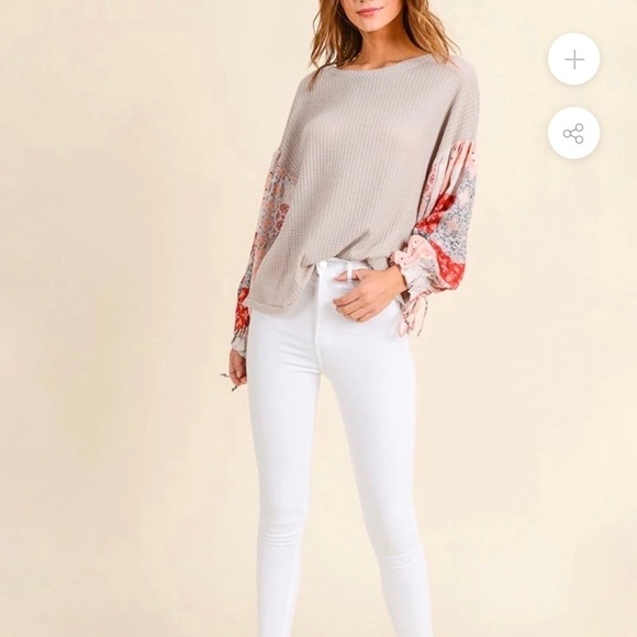 In Loom The Way You Move Mixed Media Boho Bandana Waffle Knit Loose Fit Top - Picture 4 of 16